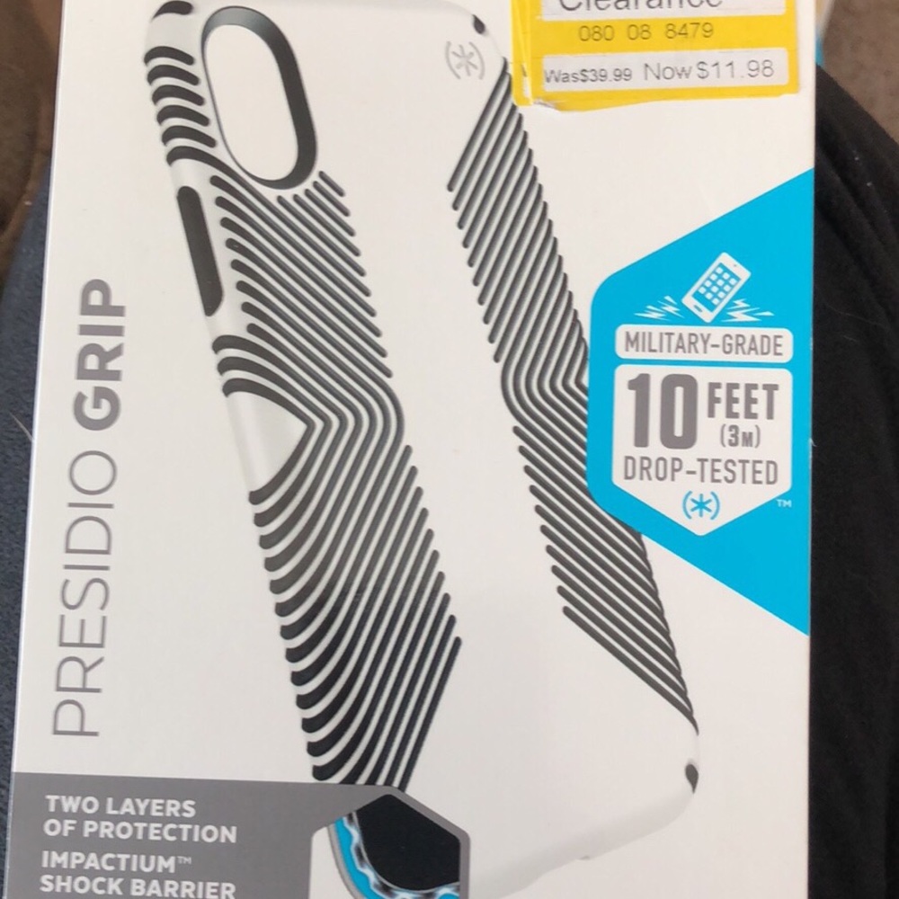 iPhone X speck case